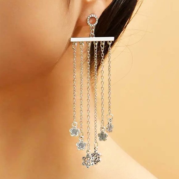 RHINESTONE & CHAINS FLORETTE DANGLY SILVERY EARRINGS 50 - Picture 3 of 4